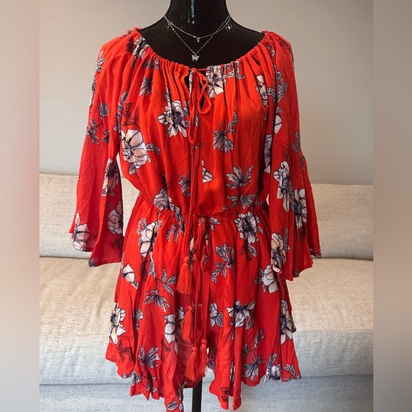 VICI Romper Dark Orange/Red Floral with drawstring waist! Size S EUC ❤️ - Picture 1 of 7